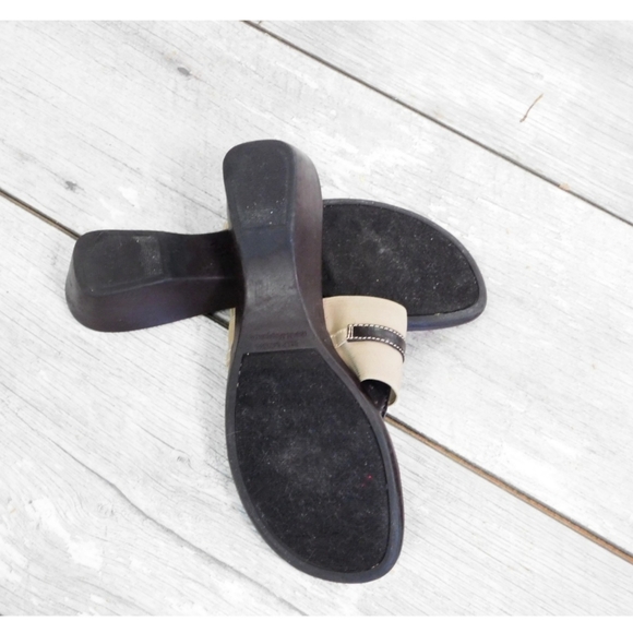 MOOTSIES TOOTSIES MO ZAHL WMN 8.5 THONG SANDALS - Picture 4 of 4